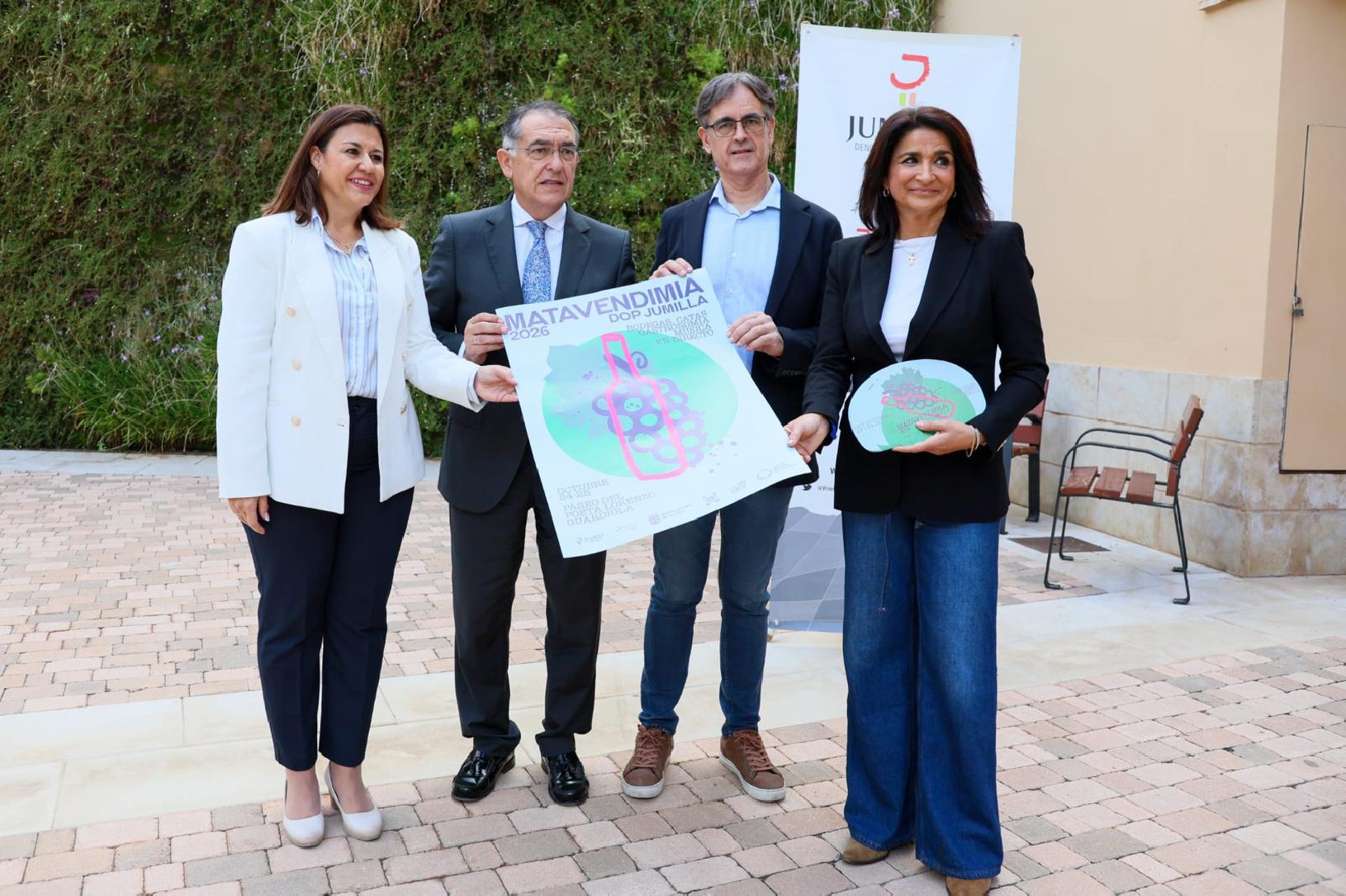 El Bus del Vino llevará estesábado a los lorquinos a la feria Matavendimia de Jumilla para conocer sucultura del vino y su gastronomía · imagen de la fuente oficial