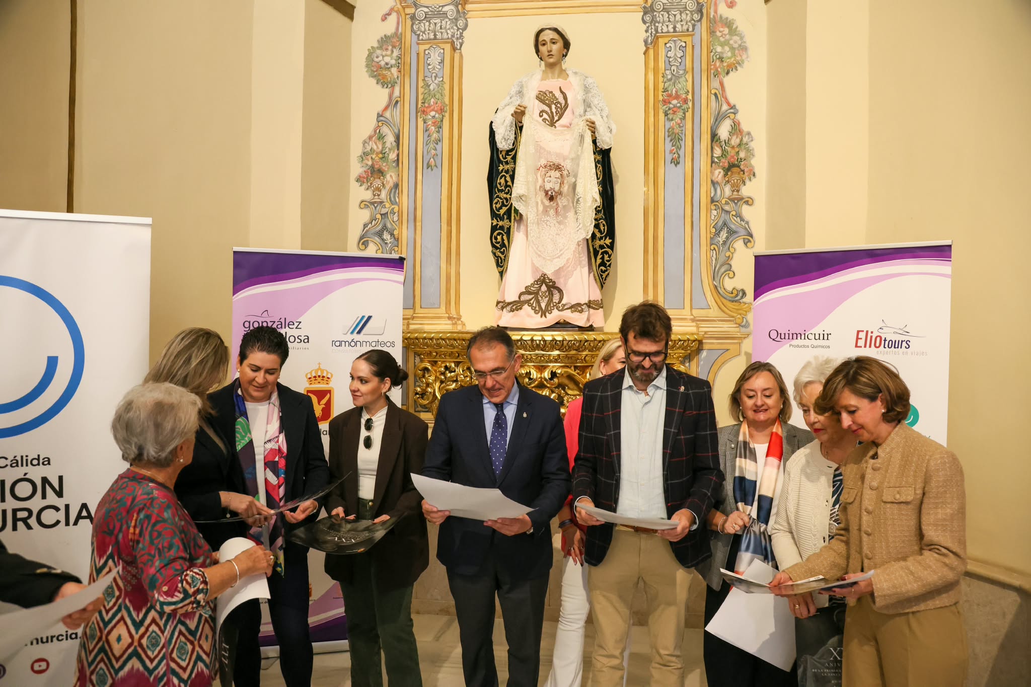 Una exposición, un concierto de música cofrade y una procesión extraordinaria conmemorarán en Lorca los 25 años de la salida de la Santa Mujer Verónica en andas · imagen de la fuente oficial