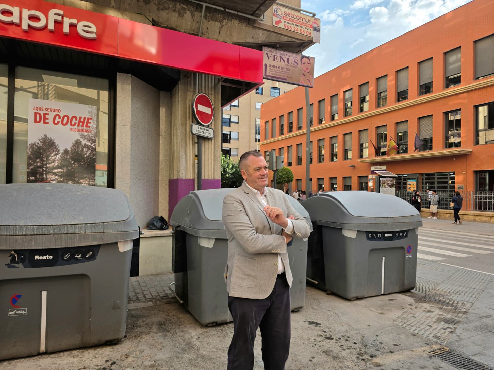 Lorca contará con 17 nuevas cámaras para prevenir actos vandálicos en contenedores e instalaciones municipales · imagen de la fuente oficial