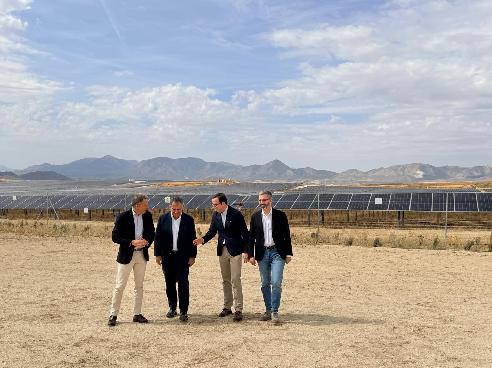 El alcalde destaca que la puesta en marcha de la planta ''Lorca Solar'' constituye un paso decisivo para situar a la ciudad como referencia europea en energía limpia · imagen de la fuente oficial