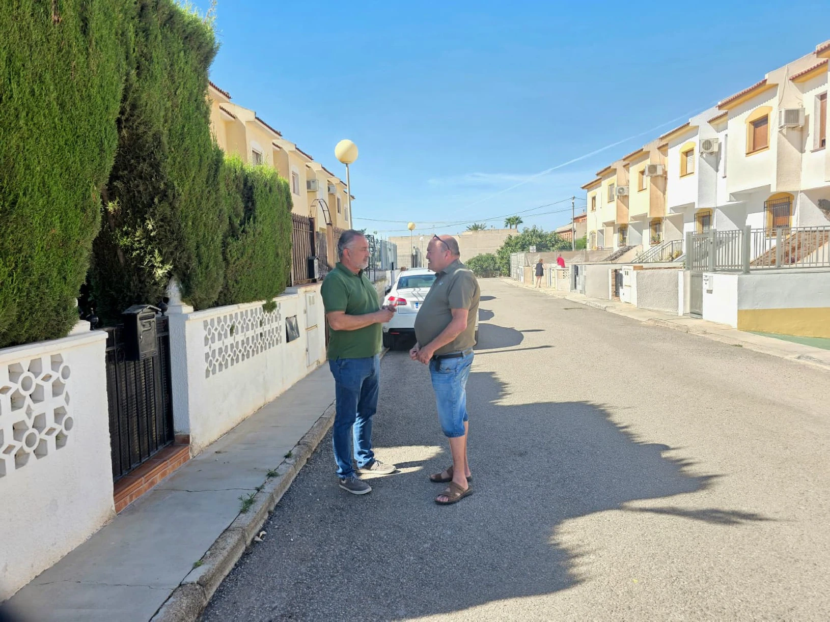 Imagen de la noticia: El Ayuntamiento de Lorca invierte 127.000 euros en la renovación integral de la calle Sagrado Corazón y la mejora de las redes de agua en La Hoya