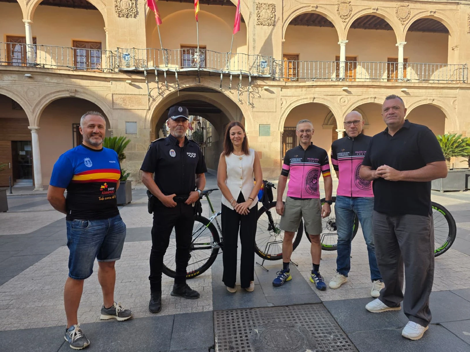 Imagen de la noticia: Tres agentes de la Policía Local representarán a Lorca en el Campeonato de España MTB de policías locales en León