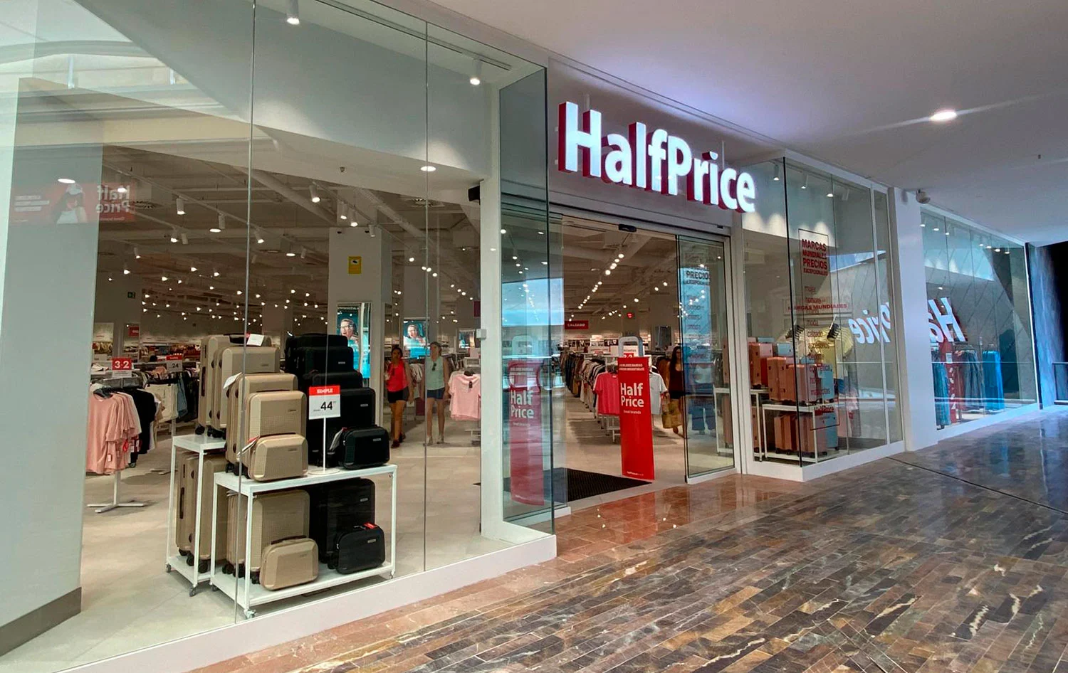 Half Price en Parque Almenara, Campillo, Lorca
